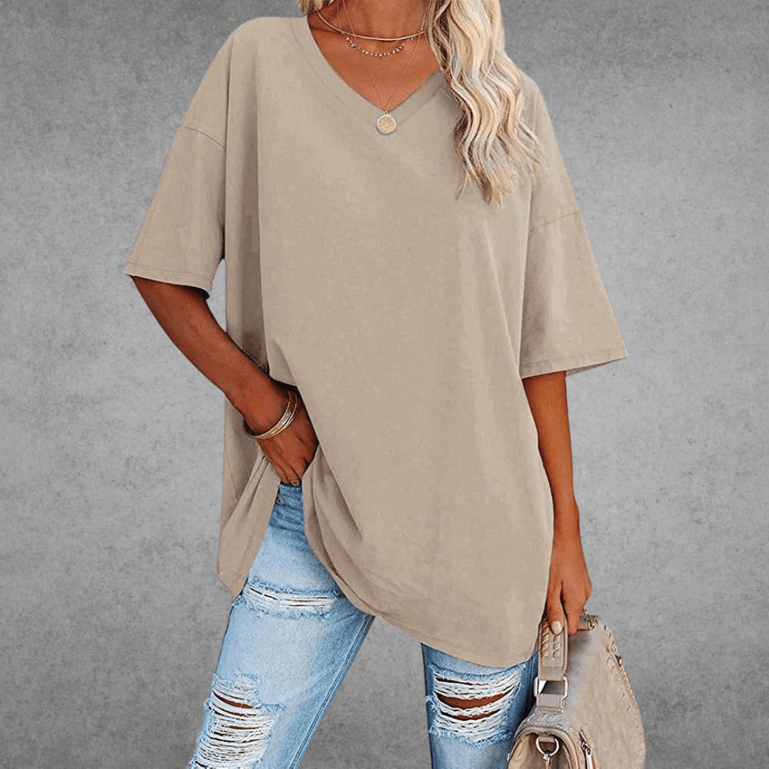 Damski T-shirt Oversize - Dekolt w Serek i Obniżona Linia Ramion