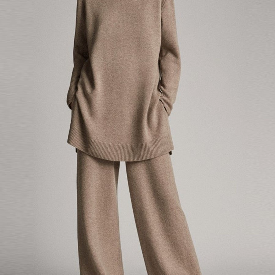 Damski Komplet Wypoczynkowy - Oversize Sweter Golf I Szerokie Spodnie