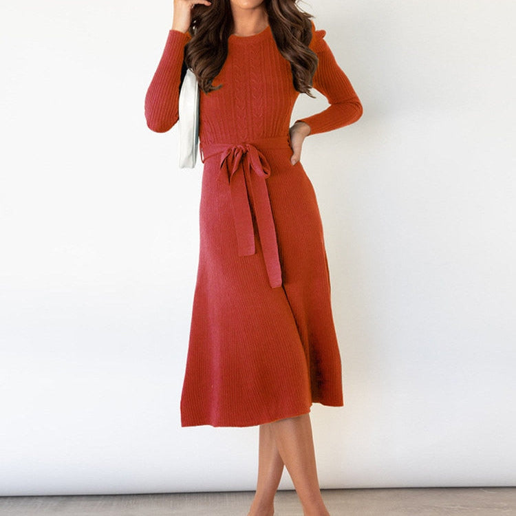 Damska Sukienka Swetrowa Dzianinowa - Midi z Paskiem i Długim Rękawem