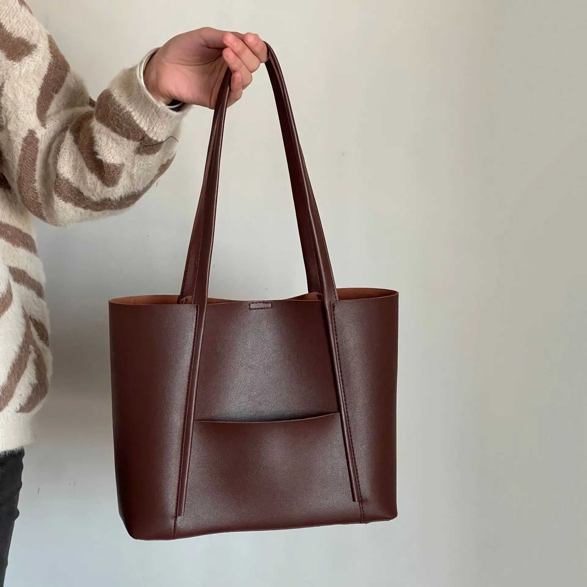 Damska Tote Bag z Górnym Uchwytem - Przestronna na Ramię Styl na Co Dzień Skóra